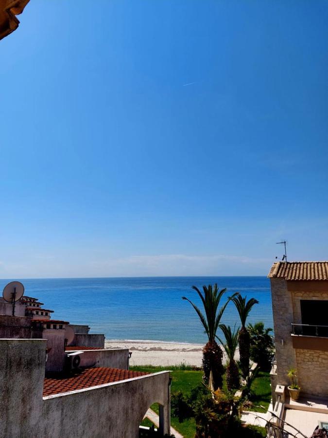 Apartment In Siviri Sea View Luaran gambar